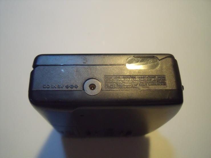 Bild 8: Walkmann Sony Tragbarer Musikplayer Mit Kopfhörer MK  Kassette spieler.