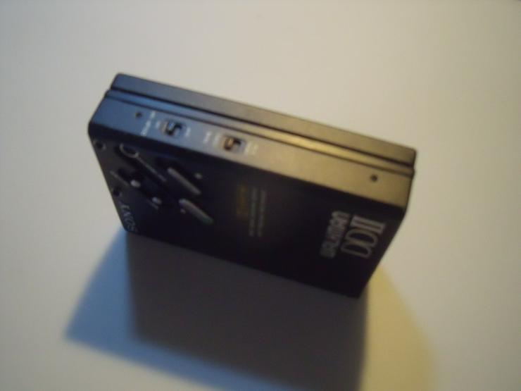 Bild 3: SONY WM-50 Walkmann Kasseteplayer Mit Kopfhörer + Geschenk Silber  Ring.