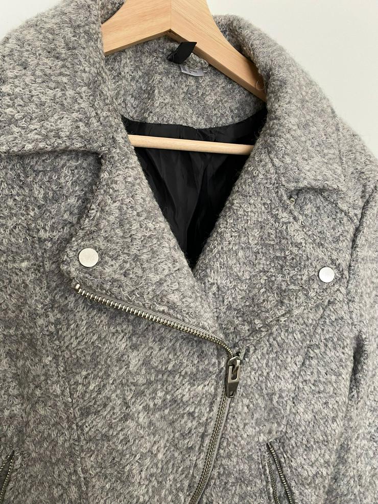 H&M Divided Jacke grau gr. 40 - Größen 40-42 / M - Bild 2