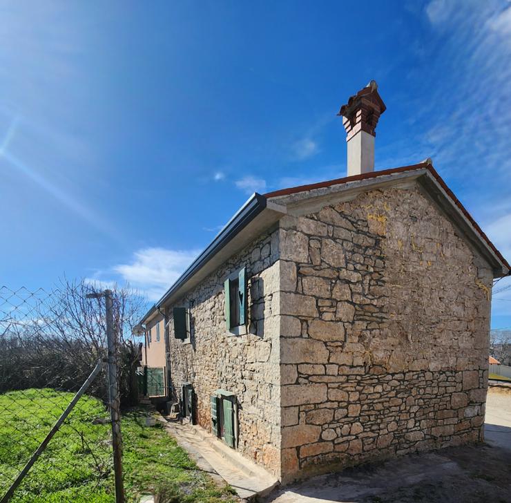 Istrisches Steinhaus mit 335 qm Garten