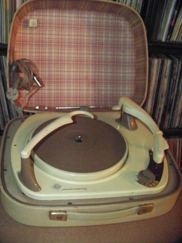 Bild 2: Vintage Koffer-Plattenspieler Telefunken 