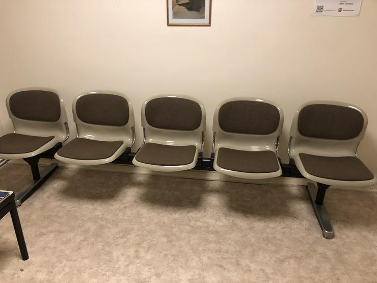 Stuhltraversen für Wartebereich 3er und 5er kombi,gepolstert - Bürostühle - Bild 1