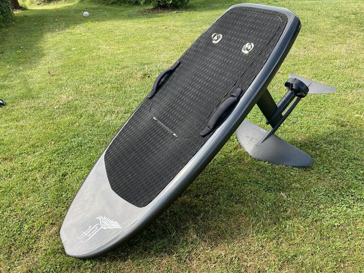 Lift E-Foil Cruiser 5,6 Carbon - Surfen - Bild 2