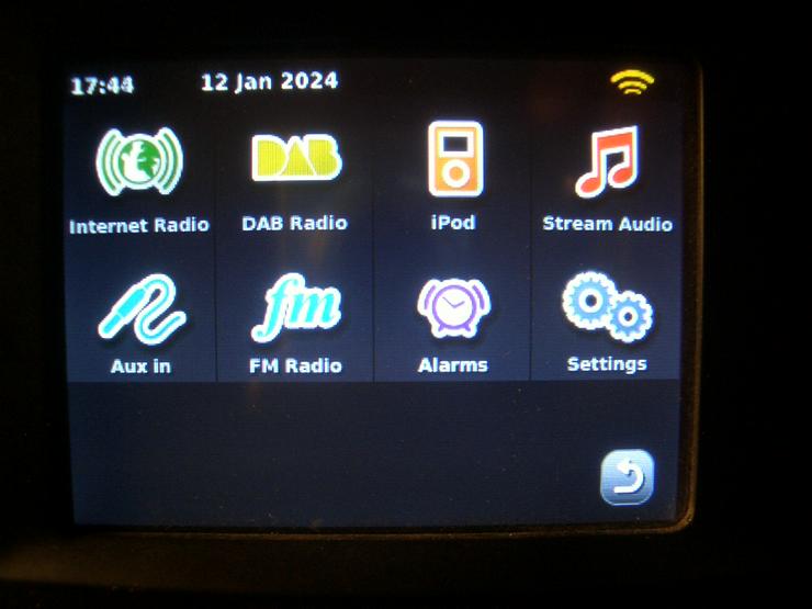 TechniSat DigitRadio 500 DAB+, Internetradio, UKW, iPod - Receiver & Tuner - Bild 2