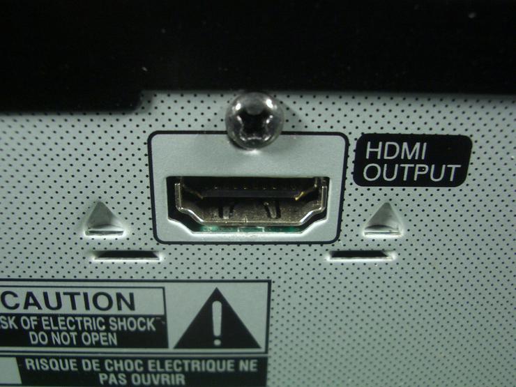 Bild 7: LG RC389H VHS und DVD Kombi Recorder mit HDMI / USB