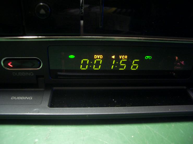 Bild 2: LG RC389H VHS und DVD Kombi Recorder mit HDMI / USB