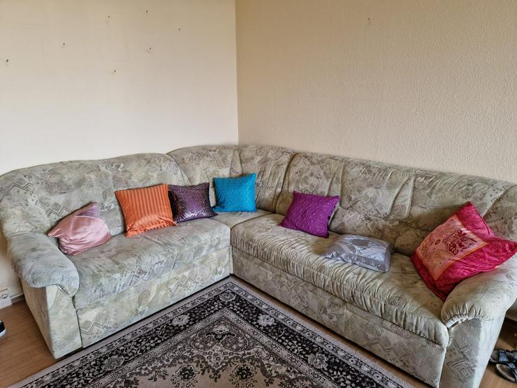 Bild 2: Sofa, Couch und Sessel