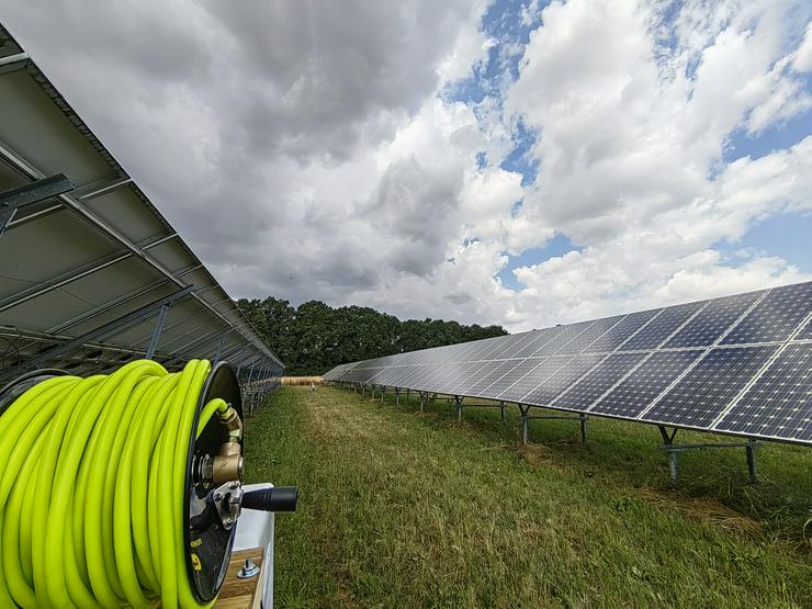 Bild 7: Photovoltaik - & Solarreinigung vom Profi