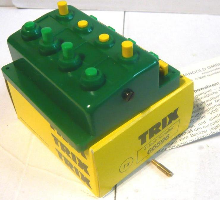 Trix Drucktastenschalter Weichenschalter Stellpult 4-fach OVP neuwertig