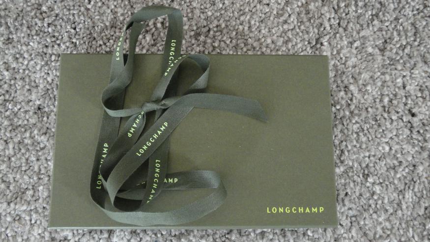 LONGCHAMP Geschenkkarton grün mit Band, leer