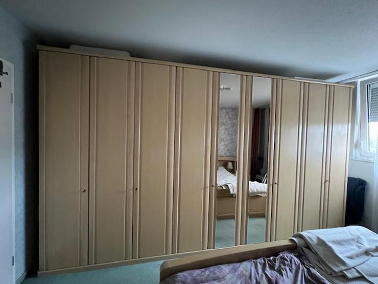 Schlafzimmer komplett Schrank und Bett - Kompletteinrichtungen - Bild 1
