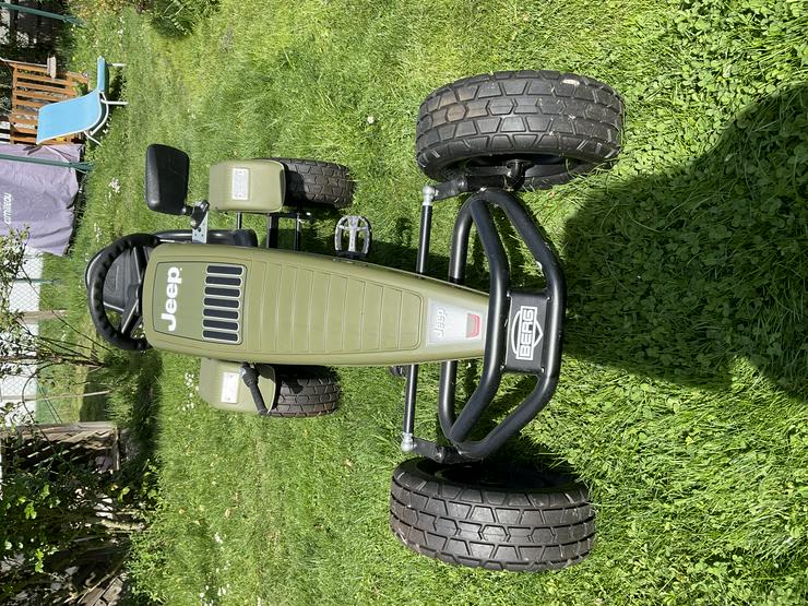 Bild 2: Gokart BERG Jeep grün