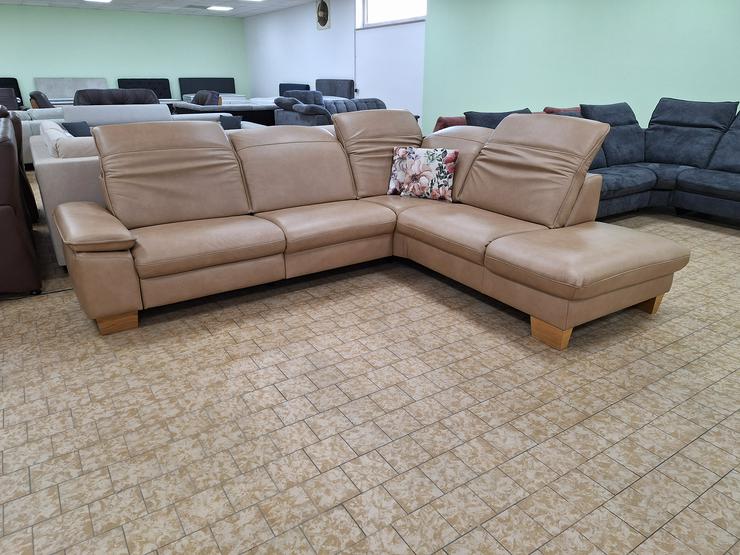 Jetzt Neu Polinova Leder Couch mit Elektrischer Relaxfunktion für 2799 Euro 