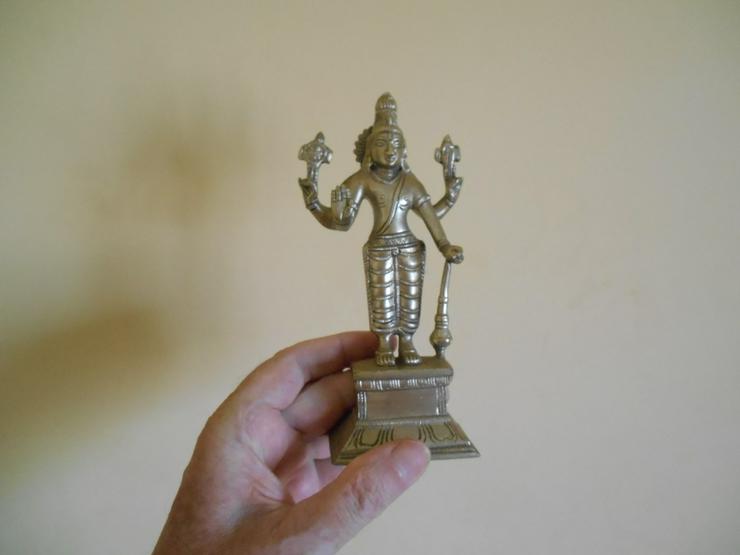 Bild 5: Murga...Kali....Vishnu....Ganesha