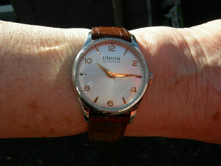 Bild 2: UNION-Glashütte Damen-Armbanduhr 