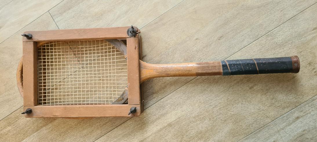 Bild 3: Alter Holz Tennisschläger mit Spanner (Vintage)