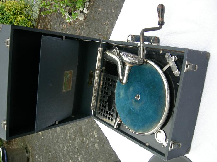 Koffer-Grammophon GRAMOLA  - Radios & Grammophone - Bild 4