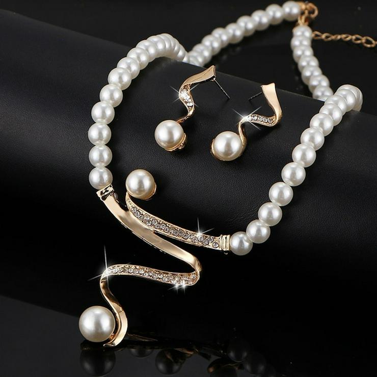 Bild 1: 3-teiliges Schmuckset bestehend aus Perlenkette + 2 Ohrhänger mit Perlen NEU