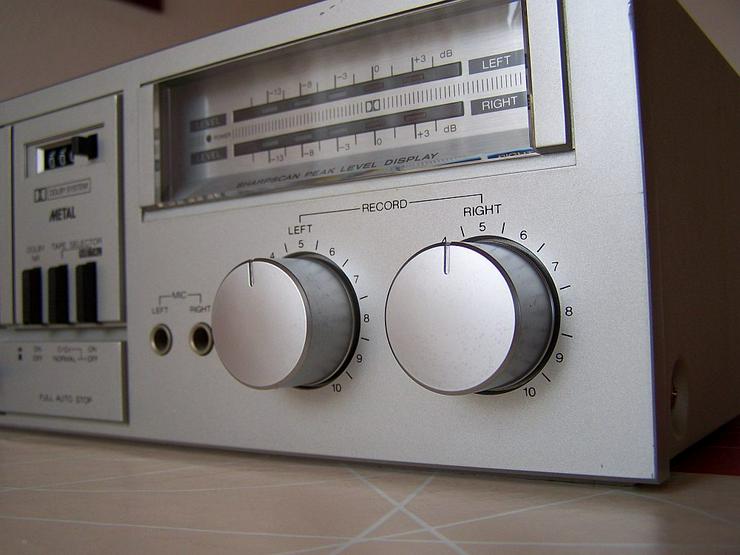 Sharp RT-10 Tapedeck, Defekt ! - Kassettendecks - Bild 2