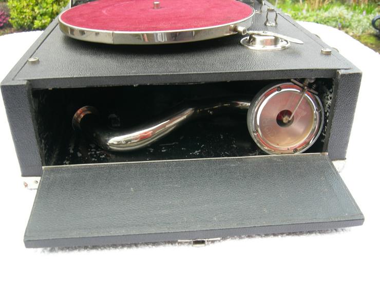 Koffer-GRAMMOPHON BERTRONA abzugeben - Radios & Grammophone - Bild 9