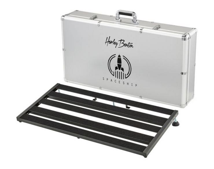 Großes Pedal Board in Hard Case