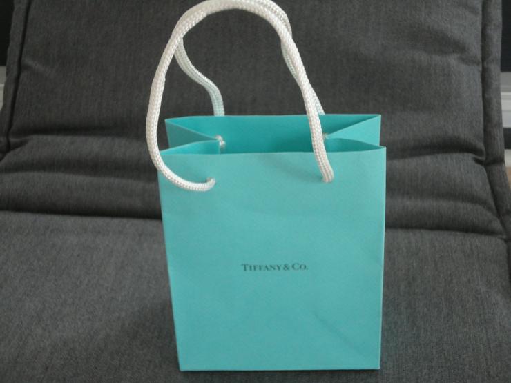 Bild 2: TIFFANY & Co. Geschenktüte, türkis, leer