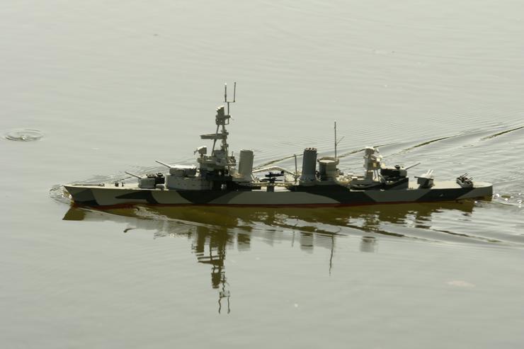 Schiffsmodell USS SALT LAKE CITY 1:200  RC-Modell