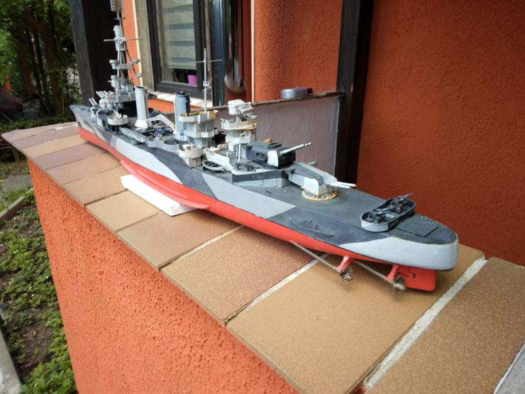 Bild 10: Schiffsmodell USS SALT LAKE CITY 1:200  RC-Modell