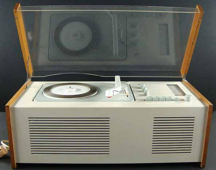 Bild 14: TAUSCHE 60er E GUTARS HIFI BATT:PHONO CB ANALOGSYNTH 50-70er INVENTAR DEKO BAISCH KATALOGE TRÖDEL KURIOSES KULT VINTAGE AUS SAMM;ER WHG & PARTYRAUM  GROSSEN & FREUNDE INCL