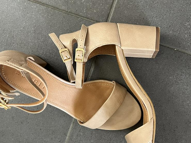 Bild 13: Esprit Damen Sandale Sandalette beige Größe 37