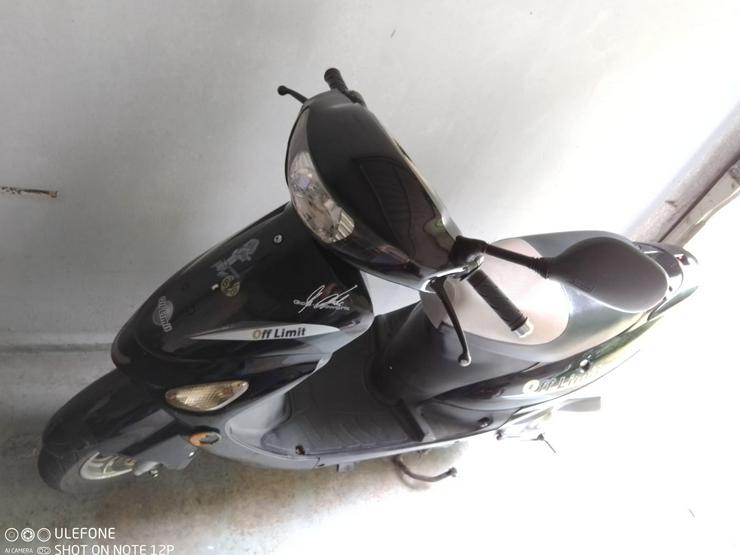 Moped & Motorroller - Moped & Motorroller - Bild 18