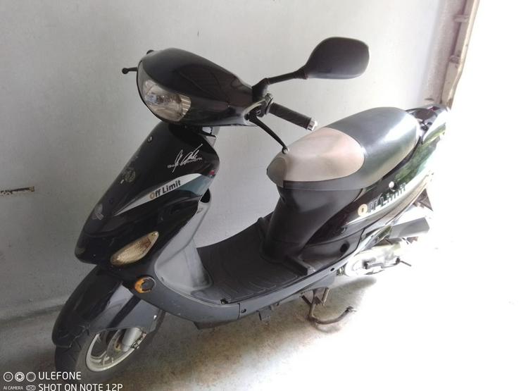 Moped & Motorroller - Moped & Motorroller - Bild 13