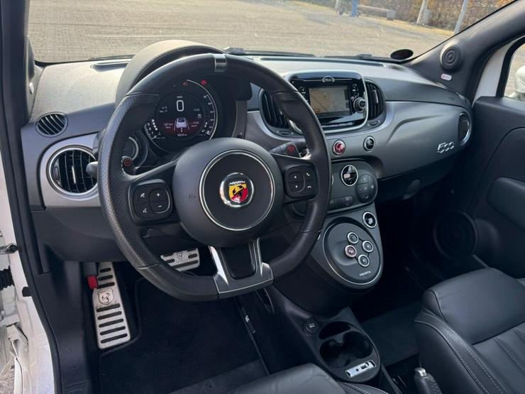 Bild 10: Fiat 500 Abarth 595 Turismo Cabrio Automatik 2016