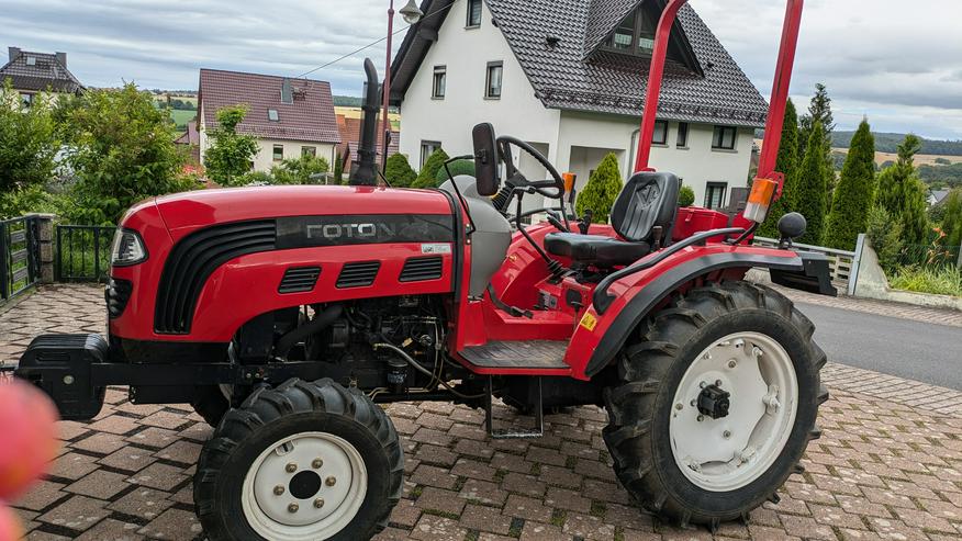 Bild 3: Allrad-Traktor Foton 254