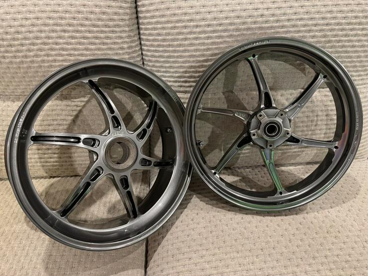 Oz Wheels SBK Replica Series Mg Ducati Magnesium  - Motorrad Reifen & Felgen - Bild 1