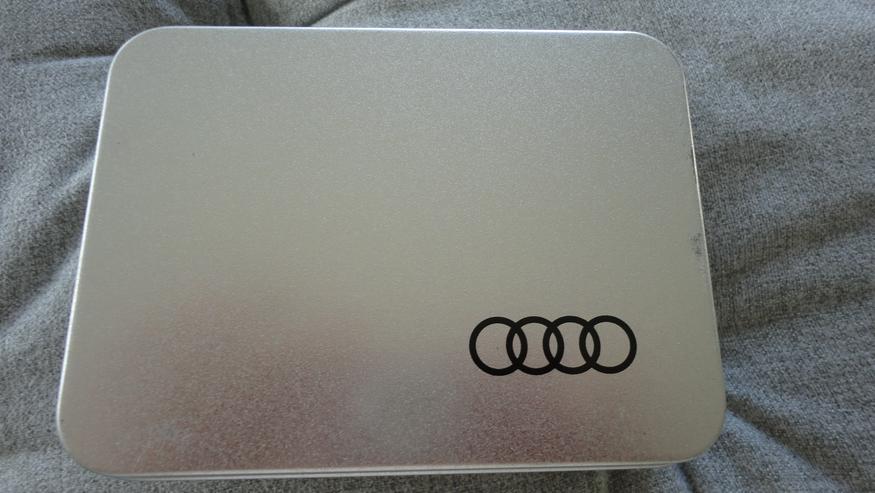 ORIGINAL Audi USB-Stick 8GB als Anhänger in Geschenkbox NEU - Schlüsselanhänger - Bild 2