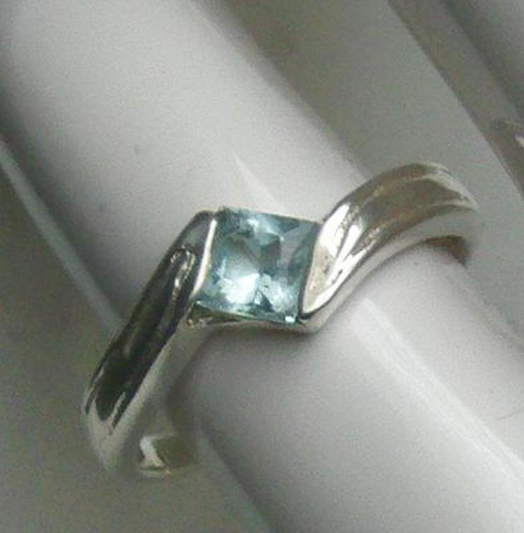 Bild 4: Ring, 925 Silber mit gefassten Aquamarin