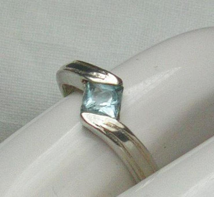 Bild 5: Ring, 925 Silber mit gefassten Aquamarin