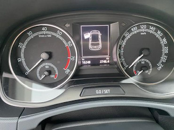 Bild 5: Fabia Cool Plus wenig Kilometer