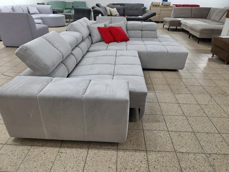  Jetzt Neu: XXL Wohnlandschaft Gothen in Silberfarbenem Cordstoff - Sofas & Sitzmöbel - Bild 3