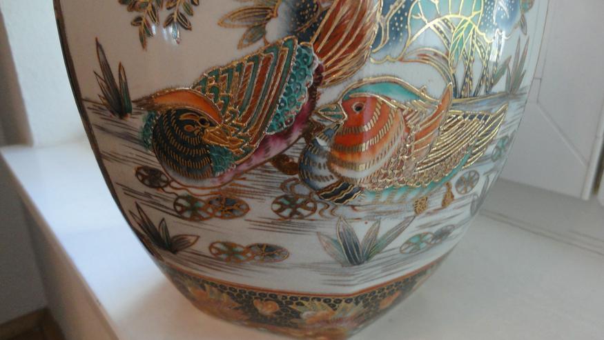 Bild 3: Deckelvase,6-eckig, Porzellanvase mit Deckel, China oder Japan