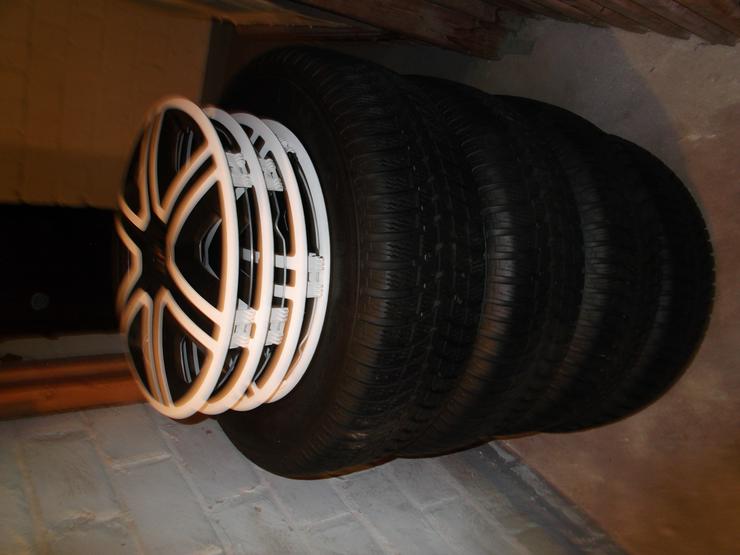 4x 15 Zoll Kumho Winterreifen auf Stahlelgen 60 € VB - Winter Kompletträder - Bild 5