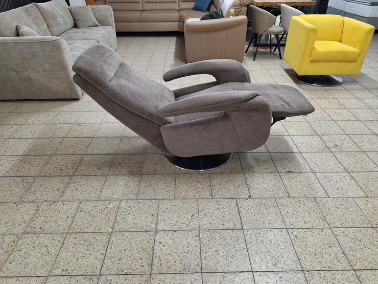  Jetzt Neu Drehsessel mit Relaxfunktion für 699 Euro - Sofas & Sitzmöbel - Bild 4