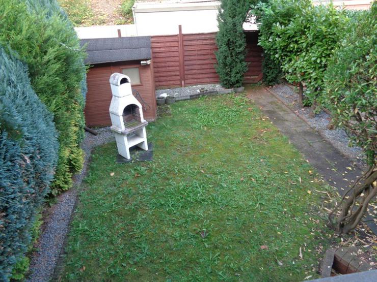 Bild 5: Selbstnutzer., Maisonette-Wohnung mit Garten und 2 Garagen im Zweifamilienhaus