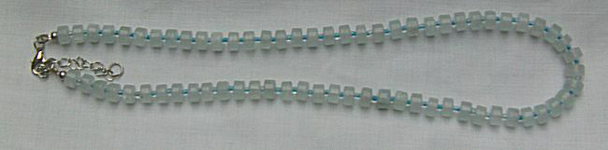 Edelsteinkette mit dem Edelstein Aquamarin - Halsketten & Colliers - Bild 2