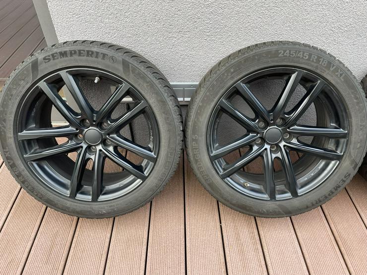 Bild 4: 4 X BMW 5er Winterkompletträder R18 245/45 Semperit auf schwarzen 18" Rial X10