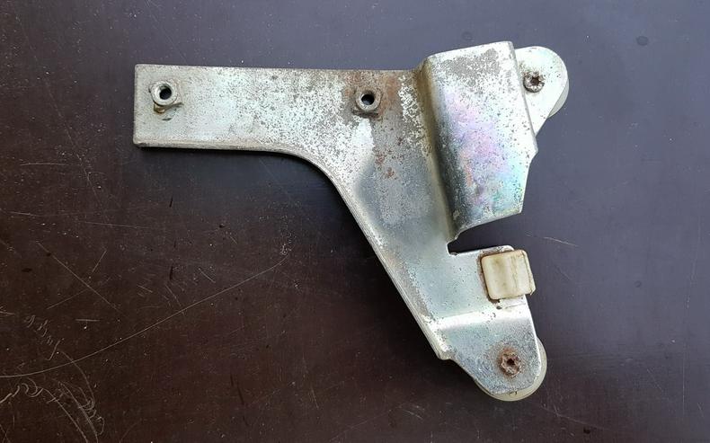 Bild 6: ❌ Halter Türscheibe BMW 1602 2002 E10 NK 2000 51326654166