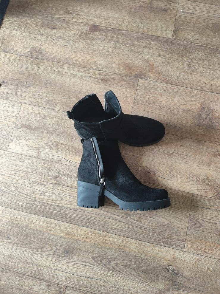 Gr. 39, Veloursleder Stiefeletten! ++ wie neu ++