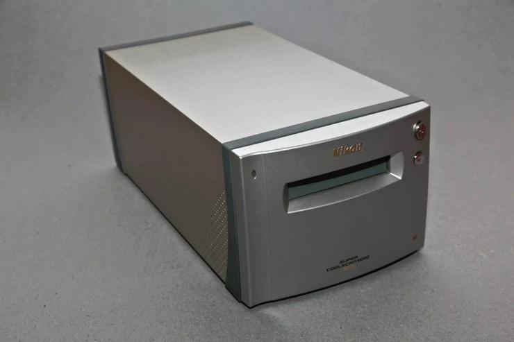 Nikon Super Coolscan 9000 ED Filmscanner Kleinbild  