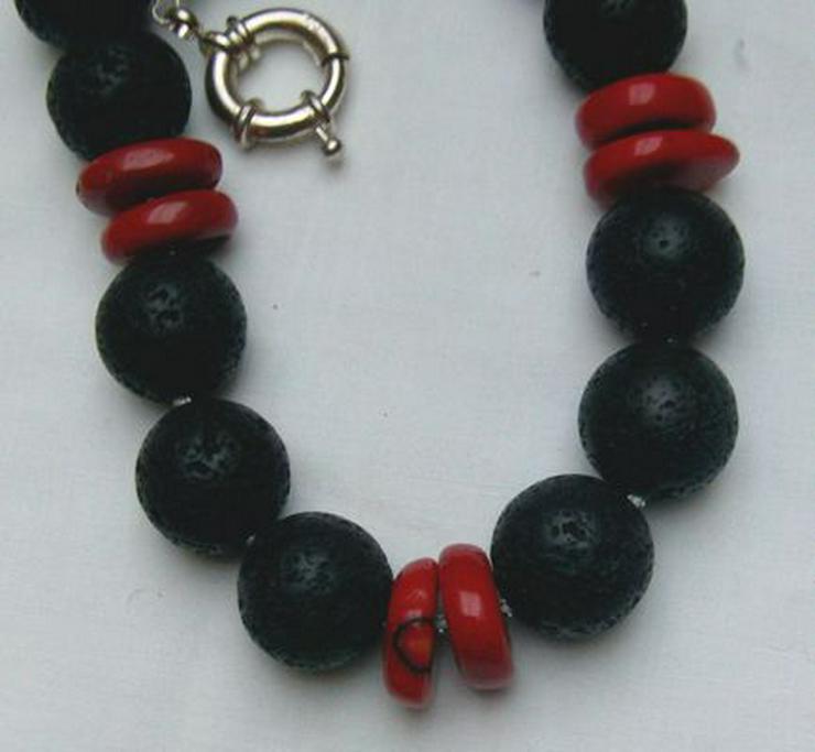 Bild 5: Edelsteinkette, Lava mit roter Koralle